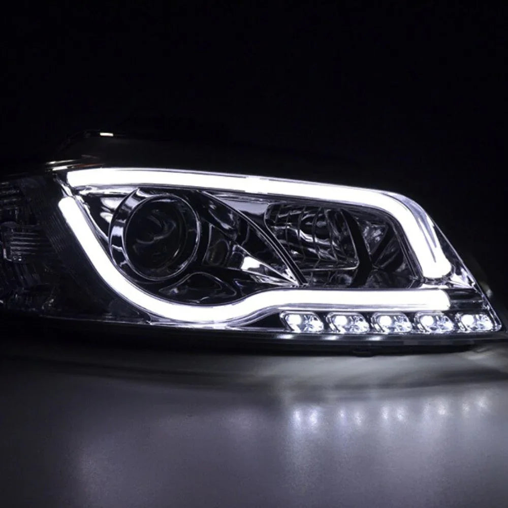 Audi A3 8P 8PA 2008-2012 Fari Anteriori LED DRL TRU Lightube - autorivallo