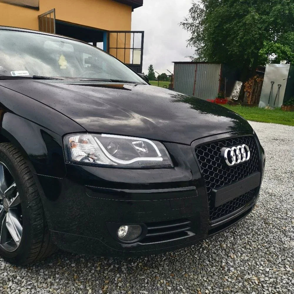 Audi A3 8P 8PA 2003-2008 Fari Anteriori LED Neri Lightube - autorivallo