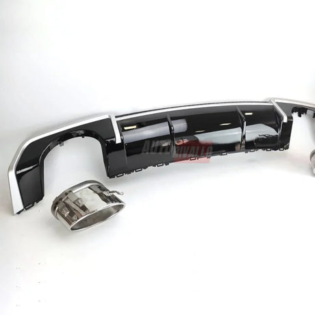 Audi A3 8V 2012-2016 Diffusore Sotto Paraurti RS3 Look Nero - autorivallo