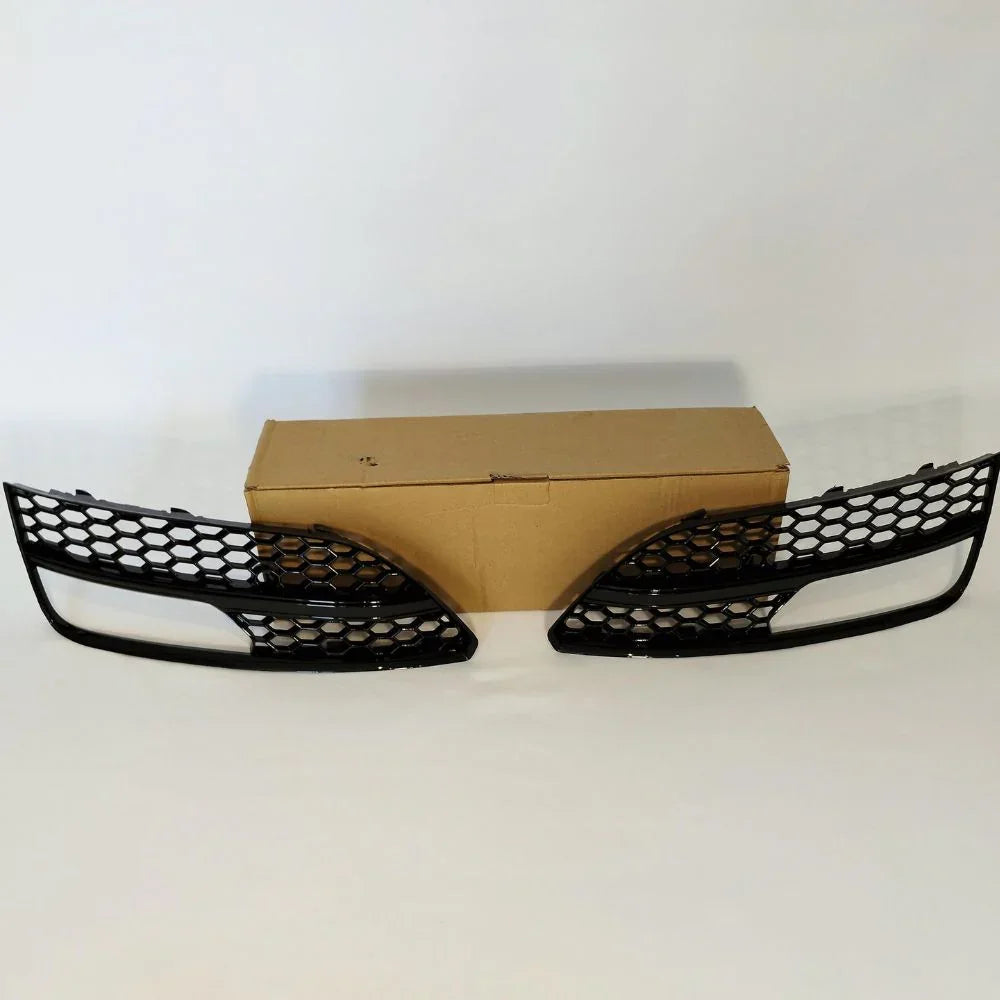 Audi A3 8V 2012-2016 Griglie Fendinebbia RS3 a Nido D'ape - autorivallo