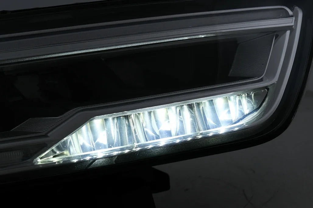 Audi Q3 8U Facelift 2015-2018 Fari Anteriori Full LED - Nero - autorivallo