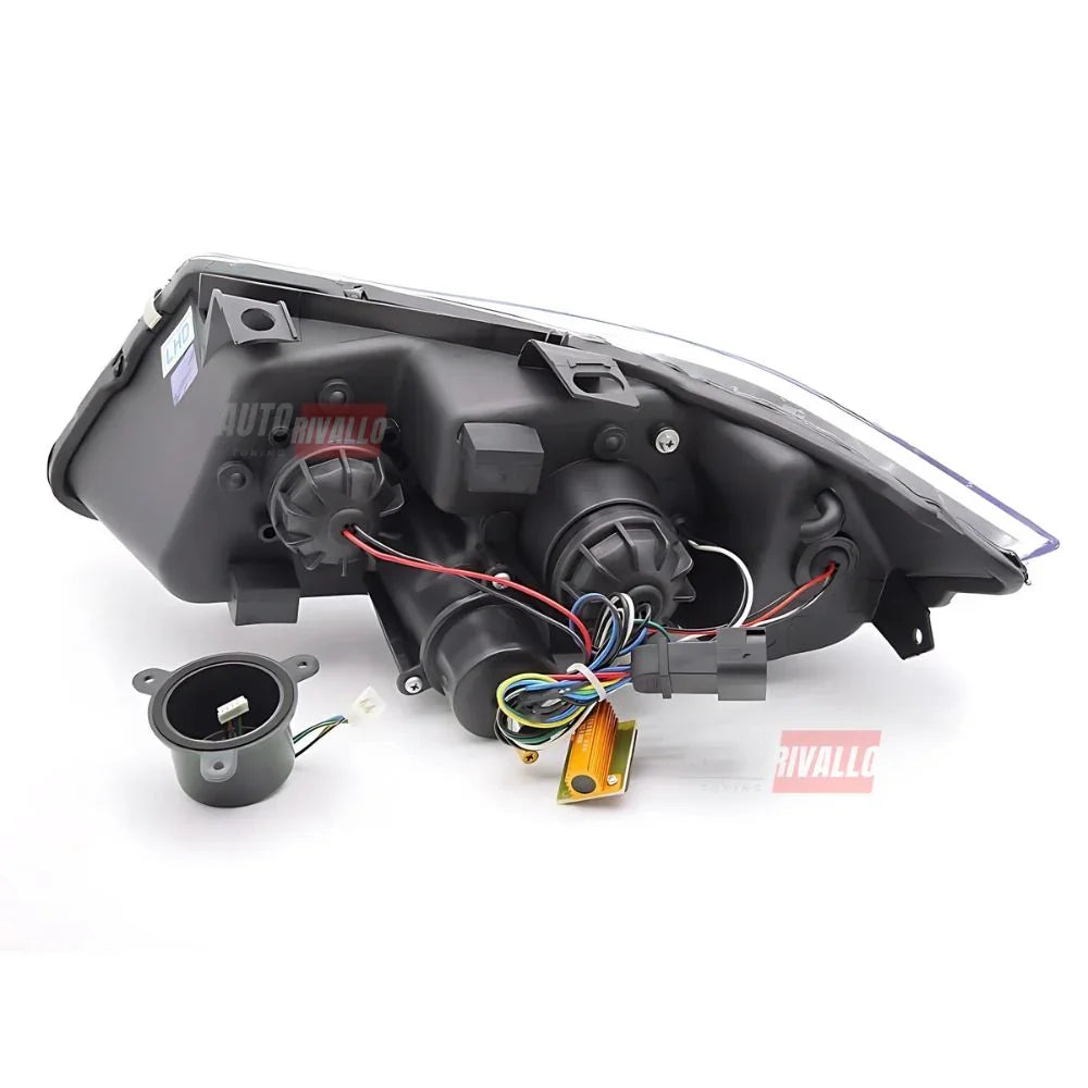 BMW Serie 3 E90 E91 2005-2008 Fari Anteriori a LED Neri - autorivallo