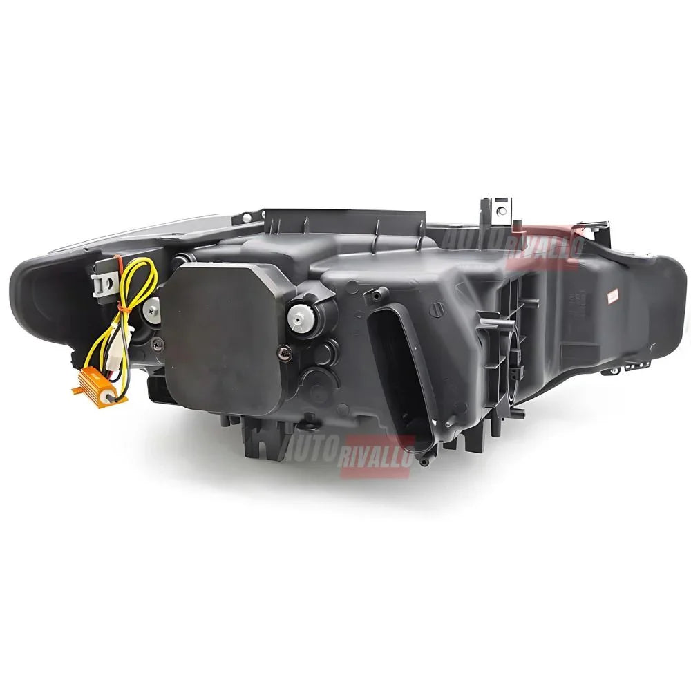BMW Serie 3 F30 F31 2011-2015 Fari Anteriori LED 3D Xenon - autorivallo