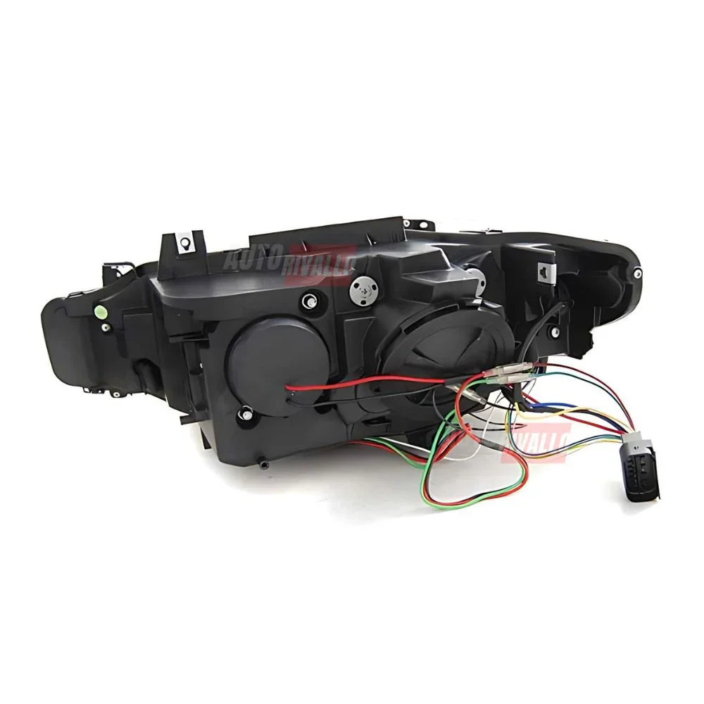 BMW Serie 3 F30 F31 2011-2015 Fari Anteriori LED Angel Eyes - autorivallo