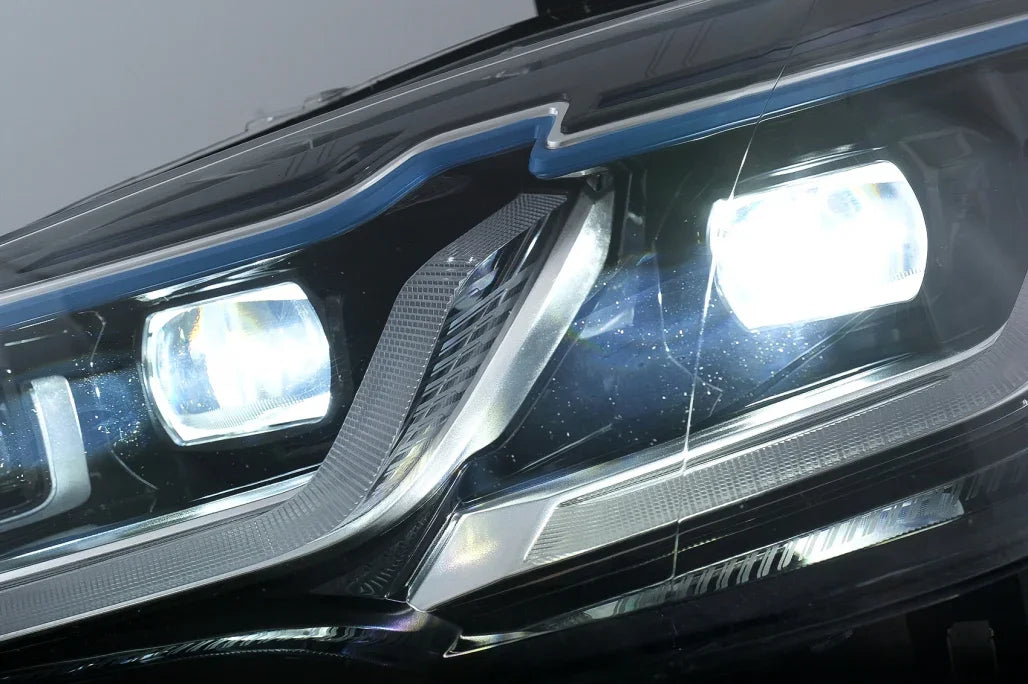 BMW X5 E70 2007-2013 Fari Anteriori da Xenon a Full LED - autorivallo