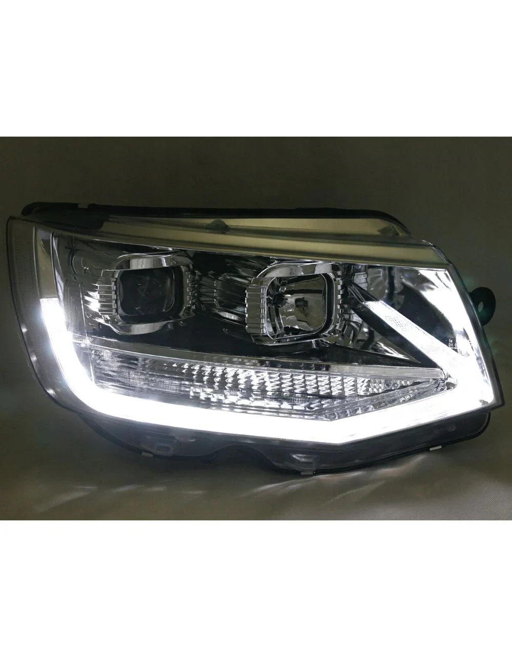 VW Transporter T6 2015-2019 Fari Anteriori Luci Diurne LED - autorivallo