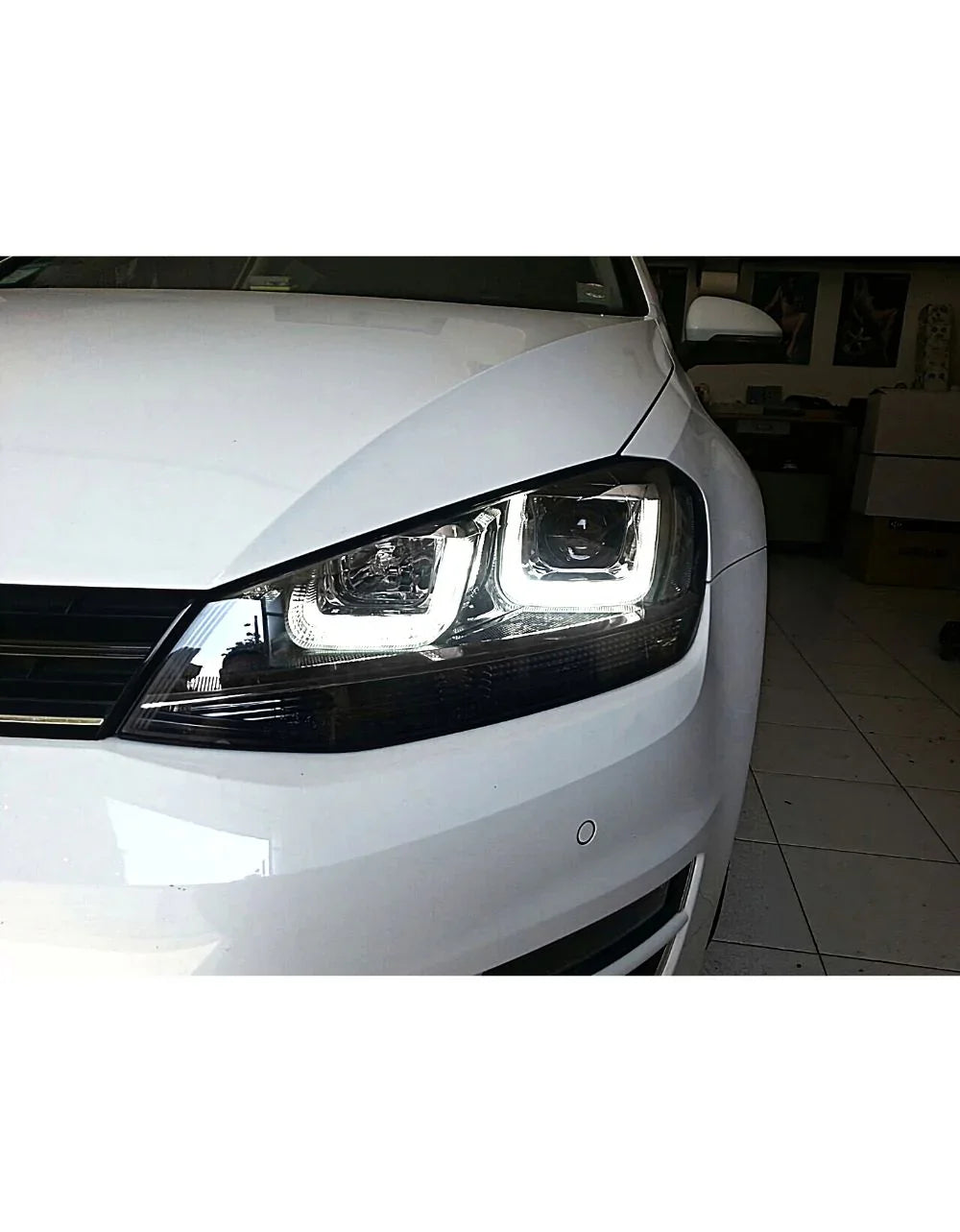 VW Golf 7 2012-2017 Fari Anteriori DRL LED R-Line Look Nero - autorivallo