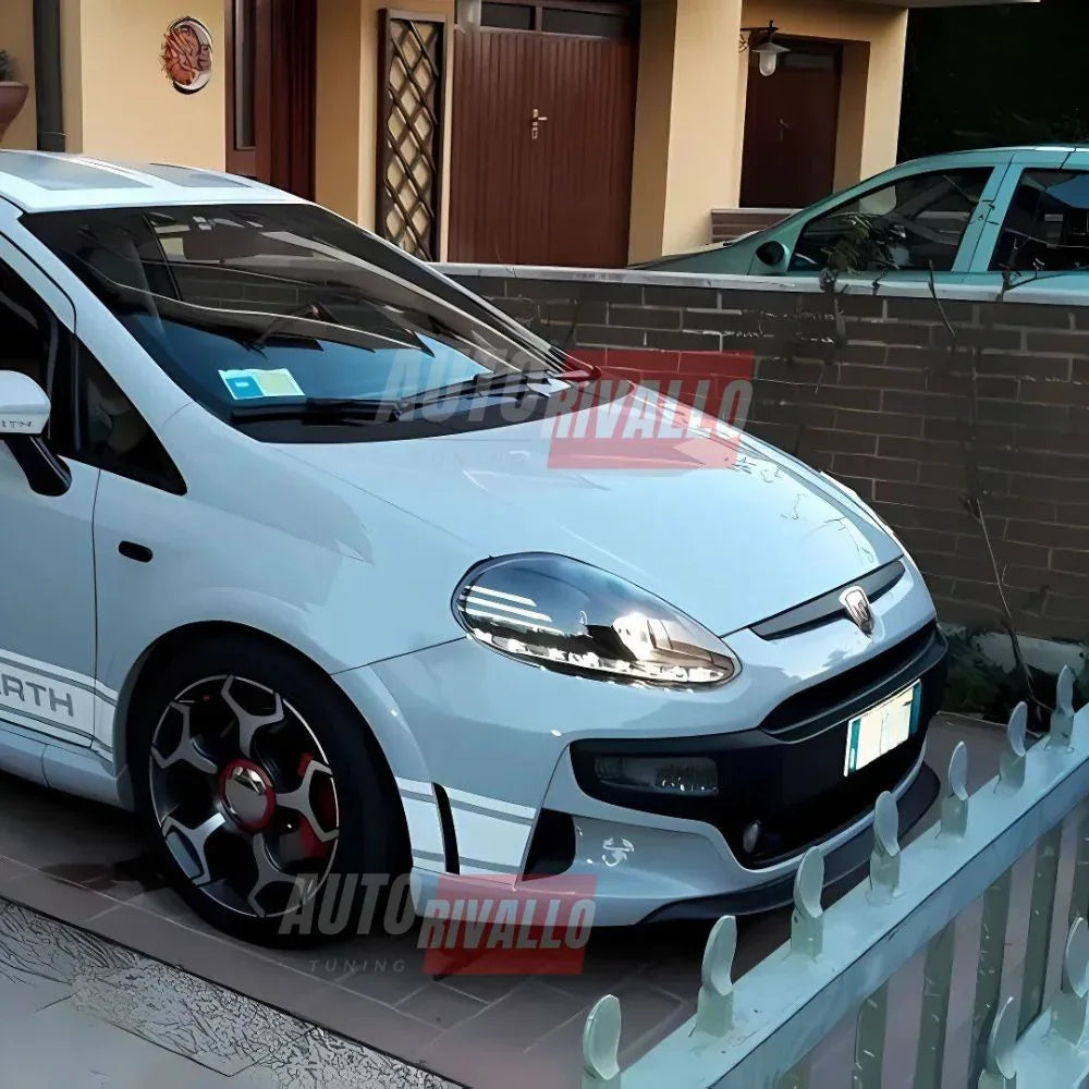 Fiat Punto EVO 199 2009-2012 Fari Anteriori Luci Diurne LED - autorivallo