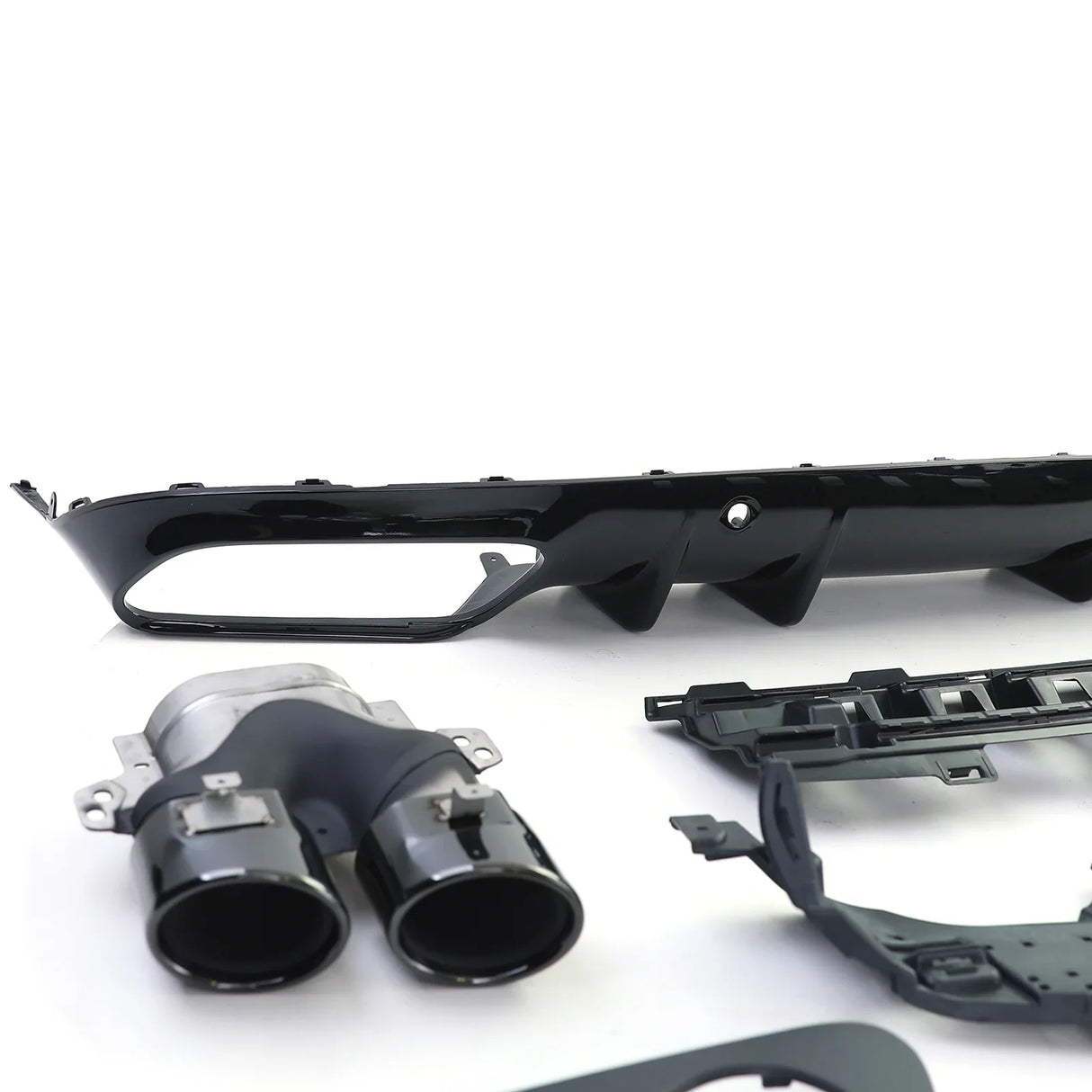 Mercedes C W205 2018-2021 Diffusore Posteriore AMG C43 Look - autorivallo