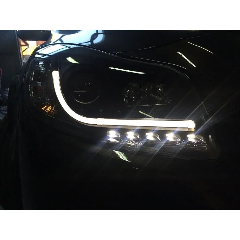 Opel Insignia A 2008-2013 Fari Anteriori LED Neri Lightube - autorivallo