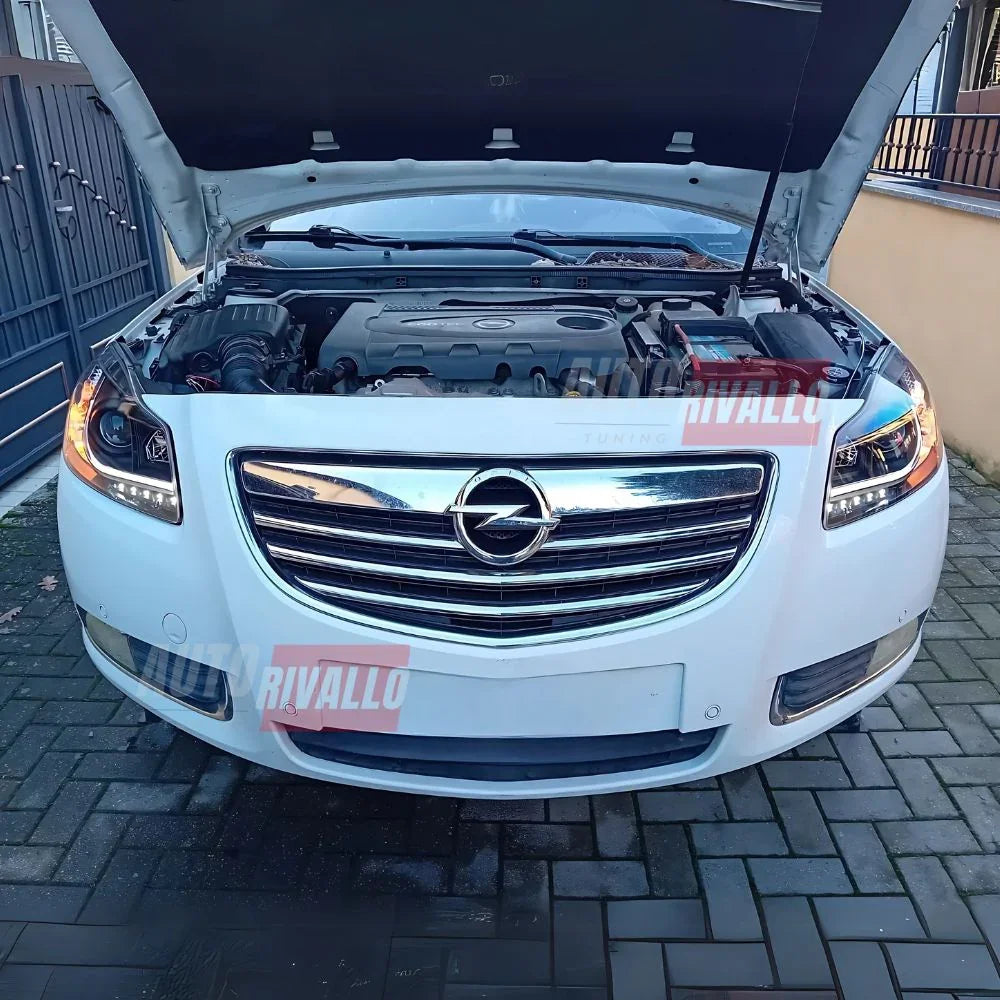 Opel Insignia A 2008-2013 Fari Anteriori LED Neri Lightube - autorivallo