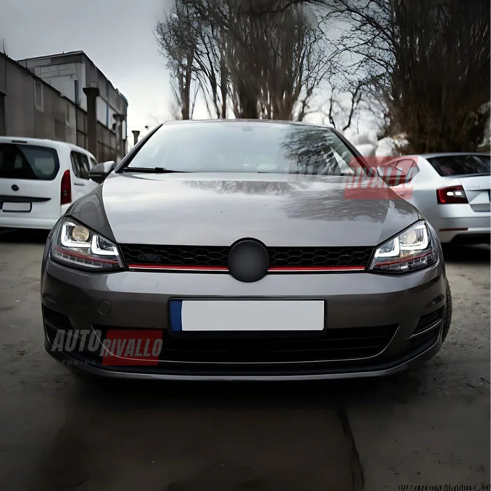 VW Golf 7 2012-2017 Fari Anteriori GTI Look Frecce a LED - autorivallo