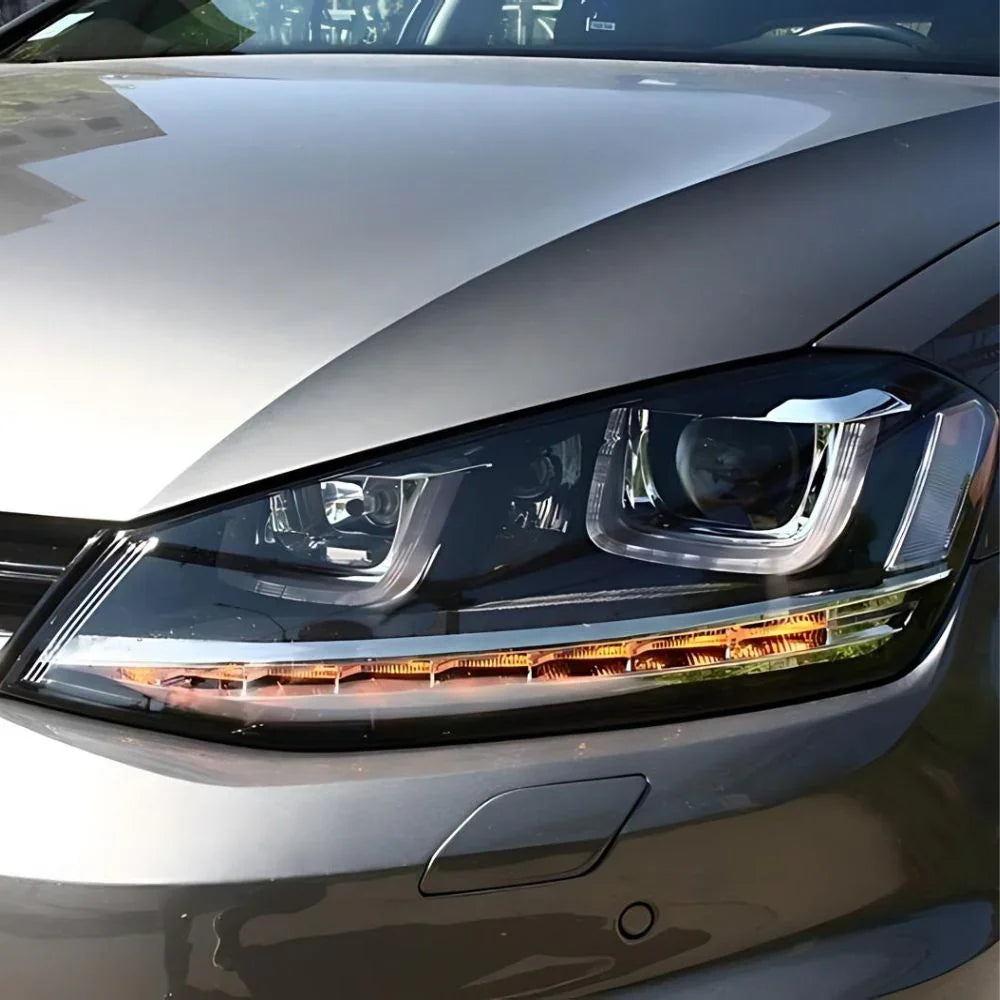 VW Golf 7 2012-2017 Fari Anteriori Con Frecce Dinamiche LED - autorivallo