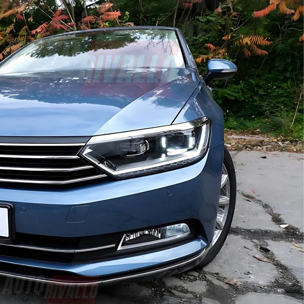 VW Passat B8 2014-2019 Fari Anteriori LED Matrix Frecce SEQ - autorivallo