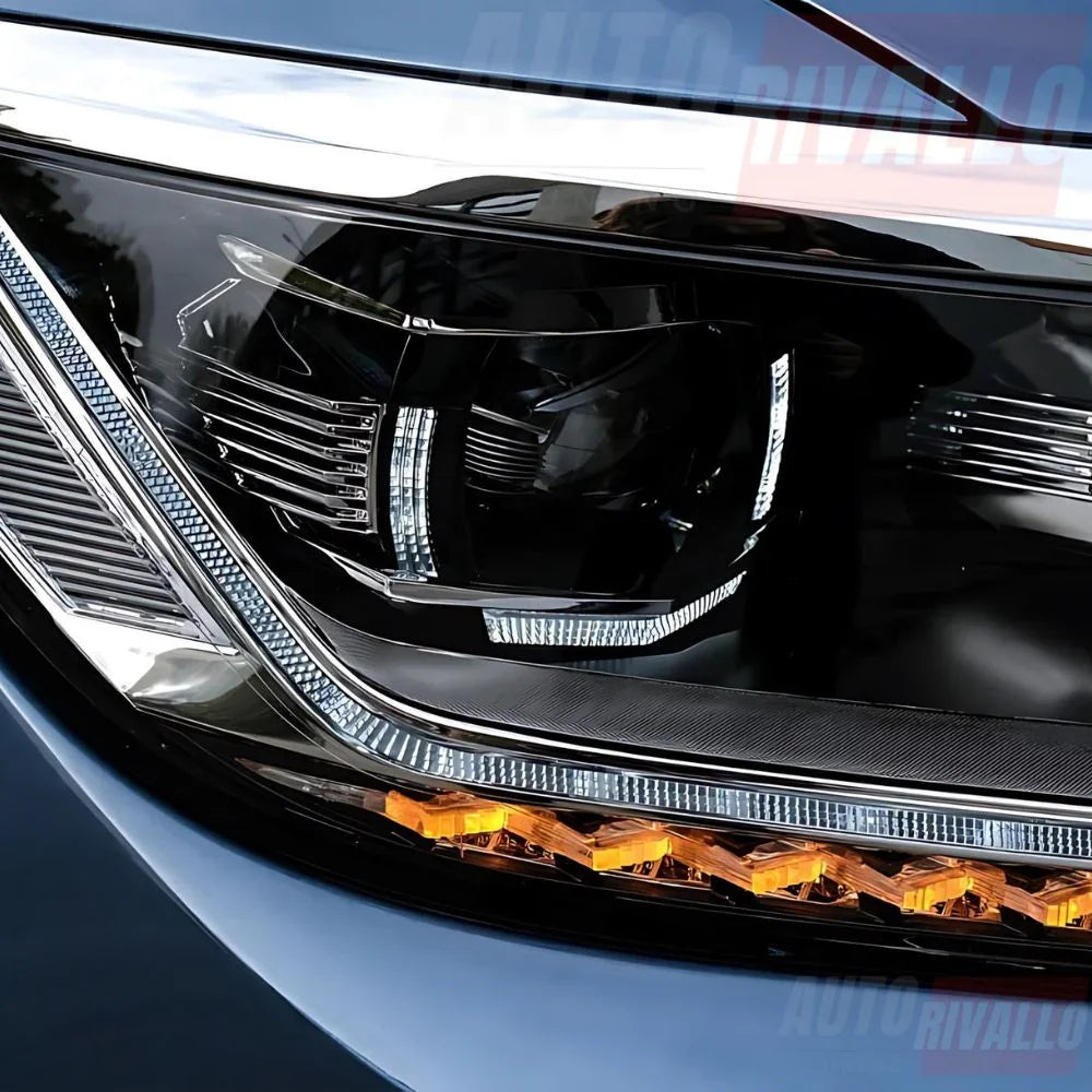VW Passat B8 2014-2019 Fari Anteriori LED Matrix Frecce SEQ - autorivallo
