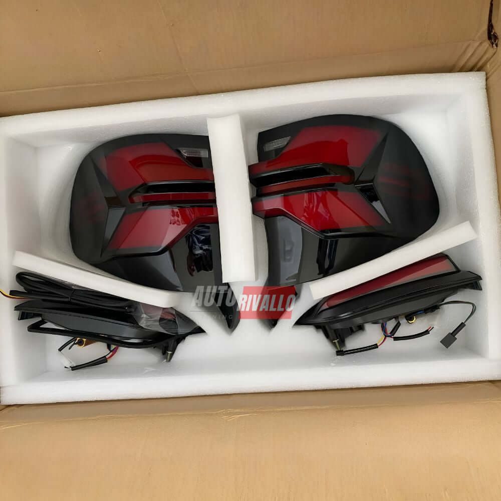 Confronto tra fanali originali e fanali neri Full LED look G05 su BMW X5 E70