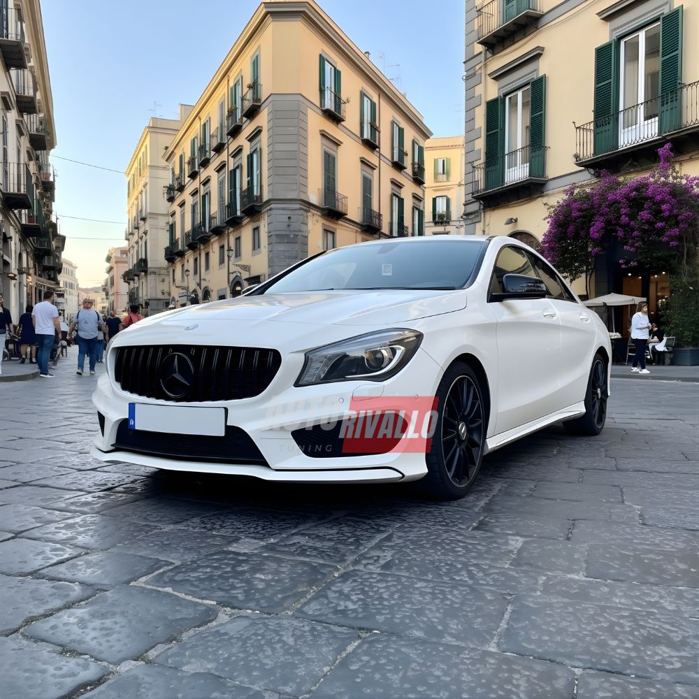 Upgrade estetico immediato: griglia AMG Style Panamericana per CLA C117 (2013-2016).