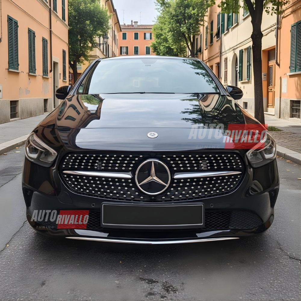 Mascherina Mercedes B W247 2018-2022 Diamond Design Elegante - Qualità Premium garantita