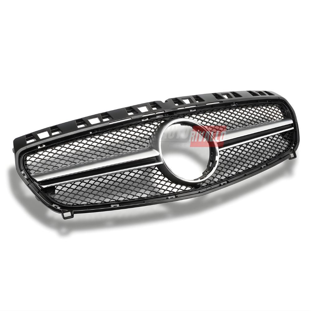 Mercedes W176 frontale con calandra AMG Look argento.