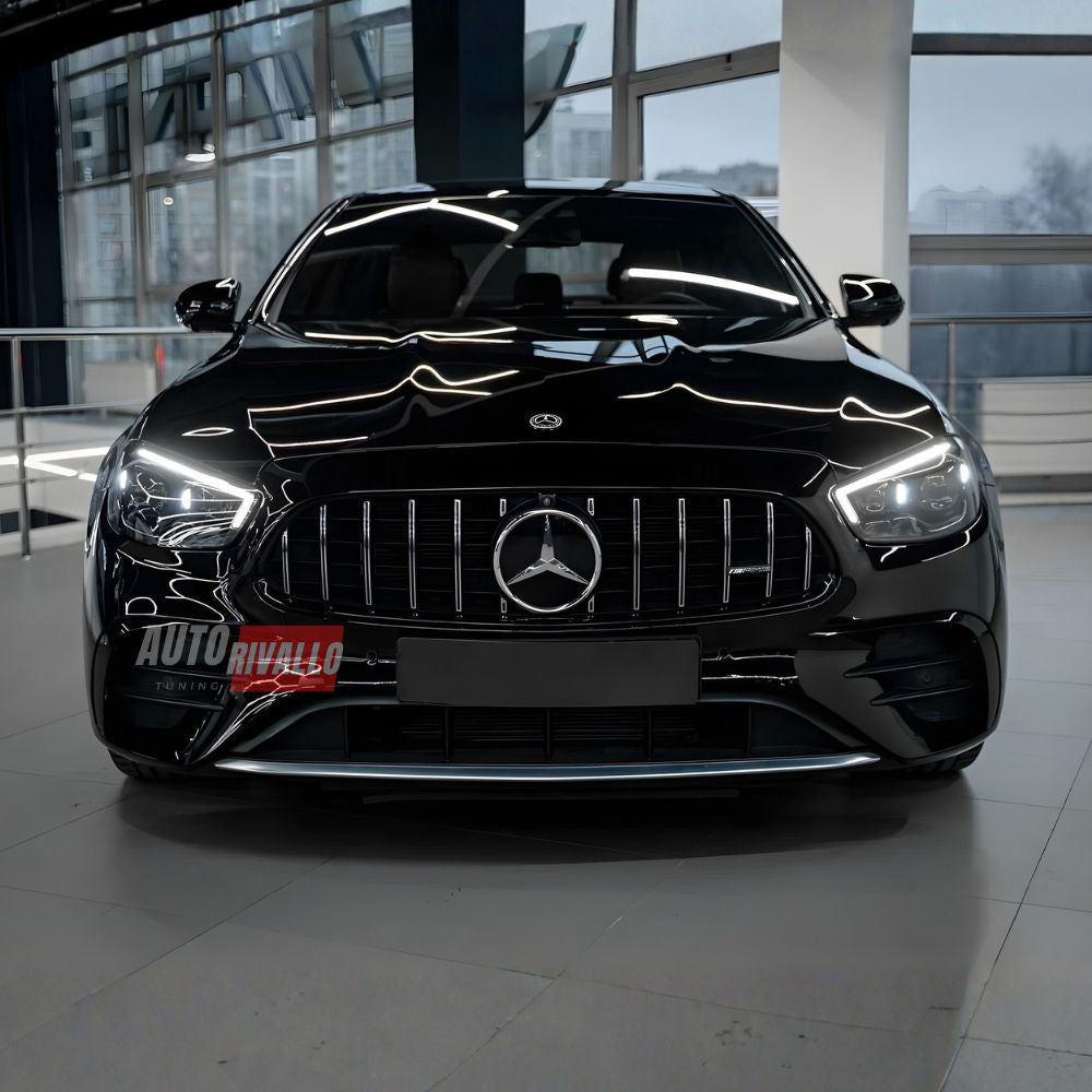 Mascherina Mercedes Classe E W213 2020-2023 E63 Style. Autorivallo cromato per un tocco di eleganza sportiva