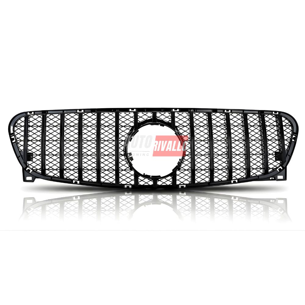 Vista frontale Mercedes GLA X156 con griglia sportiva AMG Look