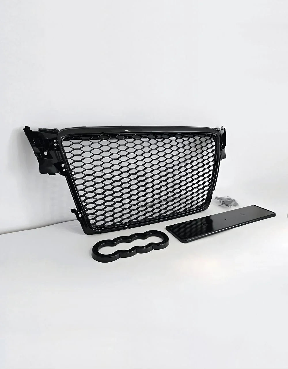 Audi A4 B8 8K 2007-2011 Griglia RS4 Look Nero Lucido con PDC - autorivallo