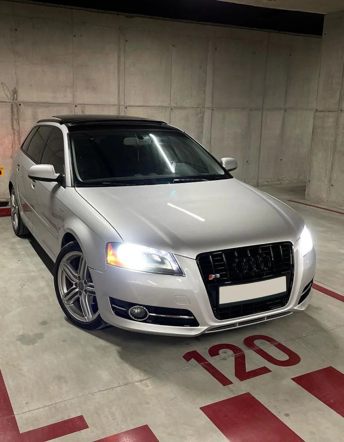 Audi A3 8P 2008-2013 Coppia Lampade D3S Xenon Bianco 6000K - autorivallo