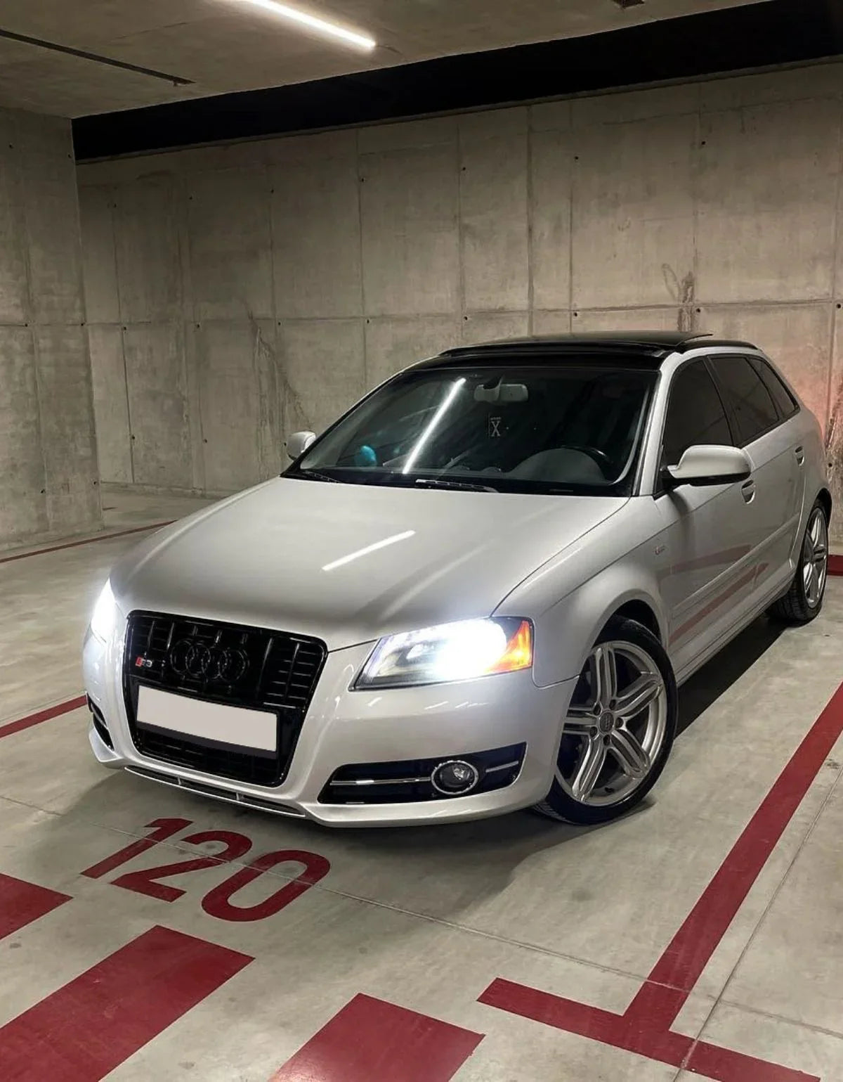 Audi A3 8P 2008-2013 Coppia Lampade D3S Xenon Bianco 6000K - autorivallo