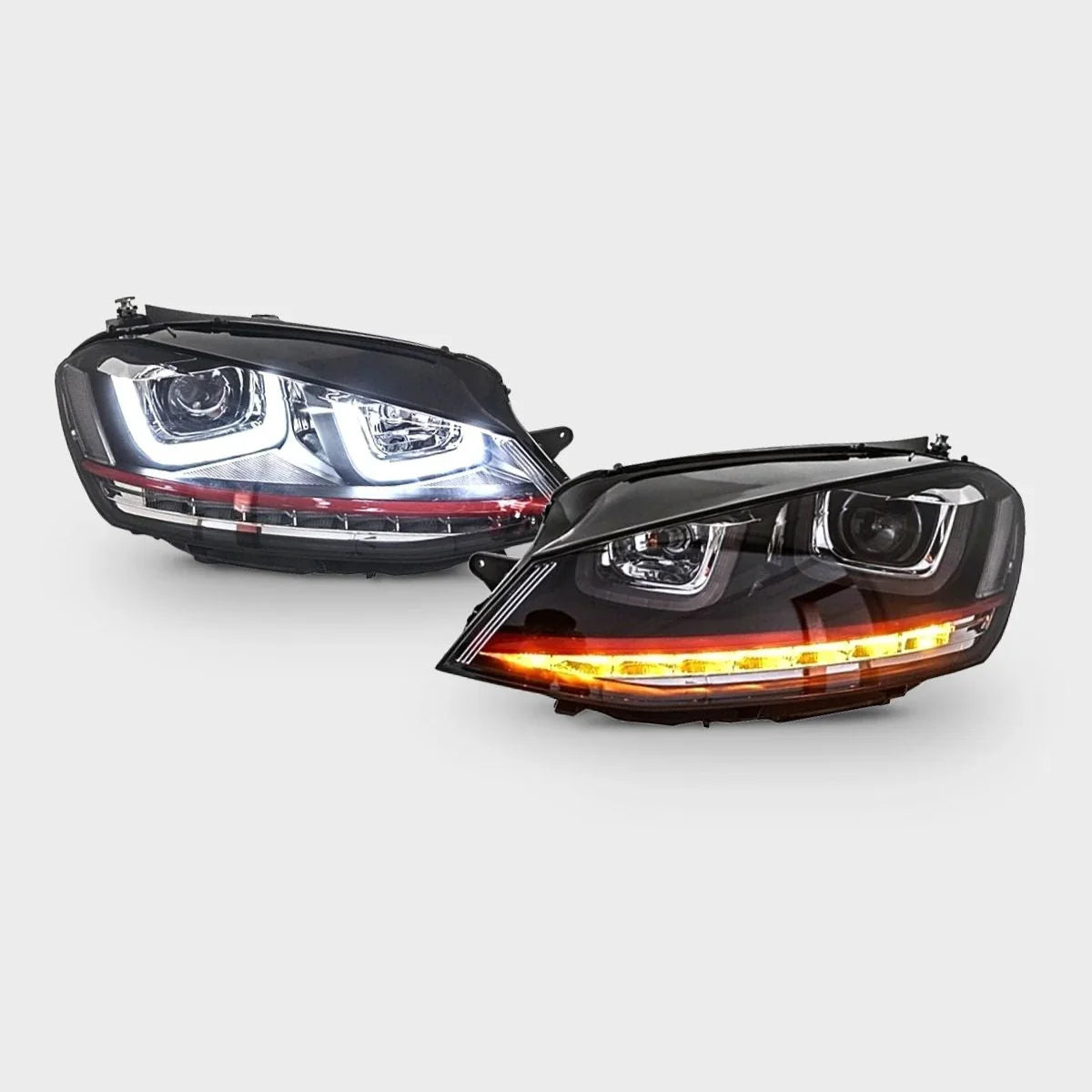 VW Golf 7 2012-2017 Fari Anteriori GTI Look Frecce a LED - autorivallo