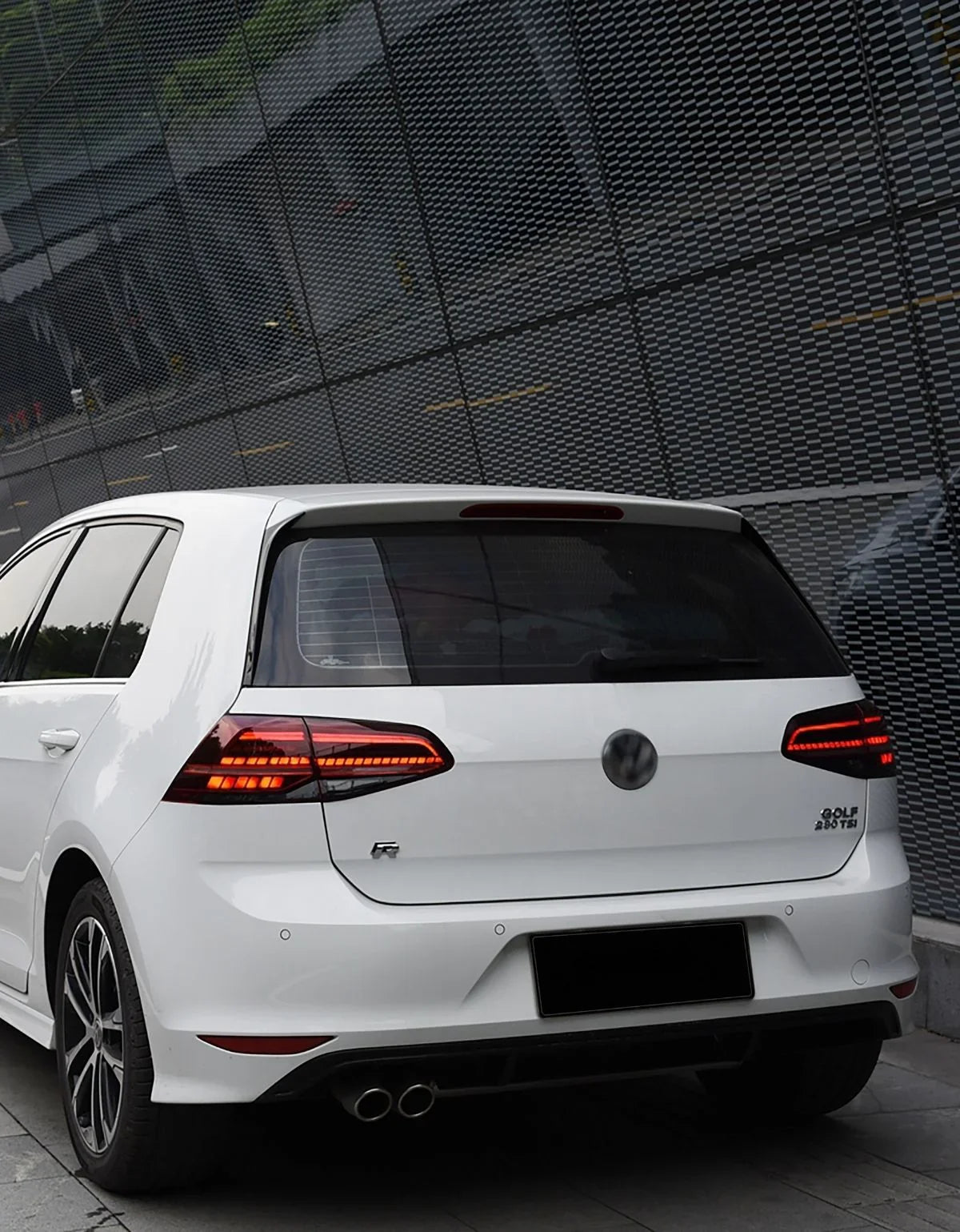VW Golf 7.5 2017-2019 Fari Posteriori Full LED GTI Rosso - autorivallo