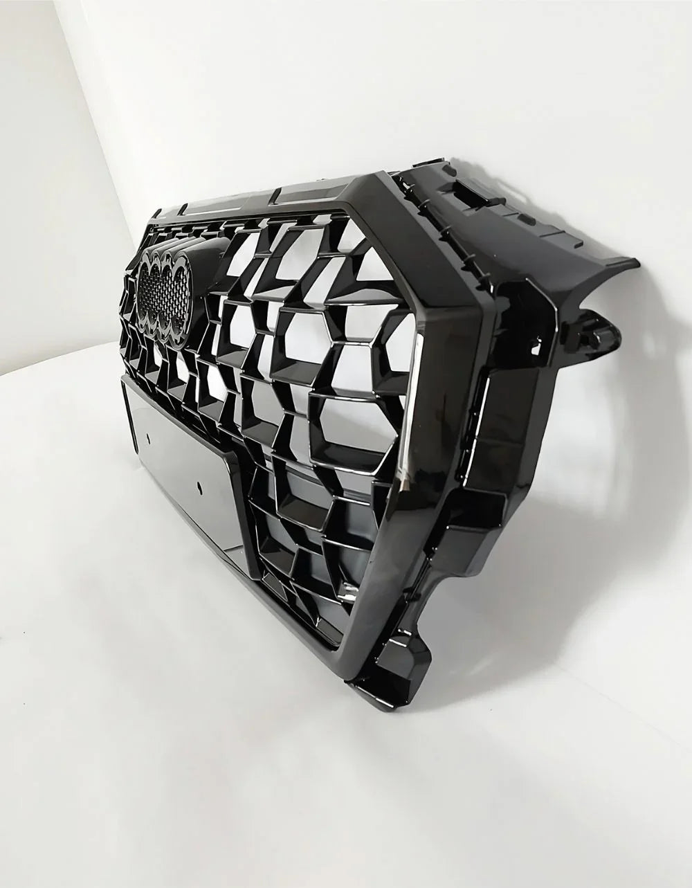 Audi Q3 F3 2018-2023 Griglia Radiatore RSQ3 Look Nero Lucido - autorivallo