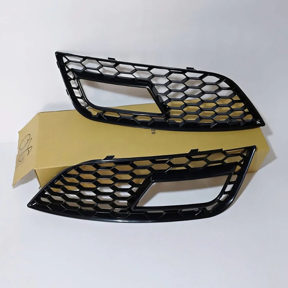 Audi A4 B8 2011-2015 Griglie Fendinebbia RS4 a Nido D'ape - autorivallo