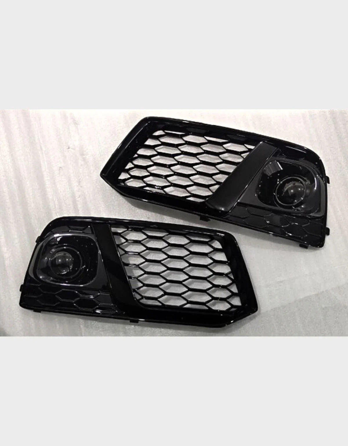 Audi Q5 FY 2016-2020 Griglie Fendinebbia RSQ5 a Nido D'ape - autorivallo