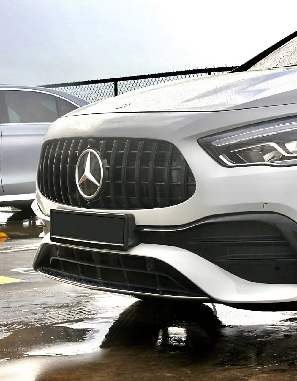 Mercedes GLA H247 2020-2023 (AMG Line) Griglia GTR Look - autorivallo