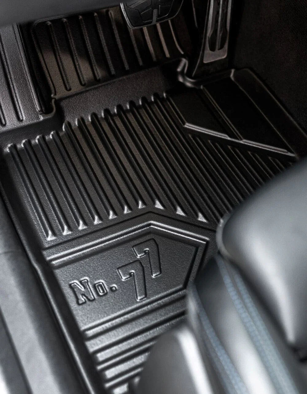 VW Passat B8 2014-2019 Tappetini in Gomma su Misura 3D - autorivallo