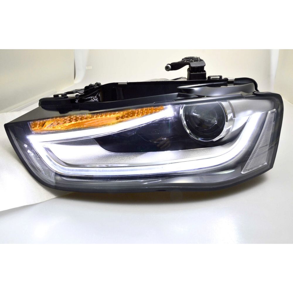 Audi A4 B8 8K 2011-2015 Fari Anteriori LED Diurne TRU Neri