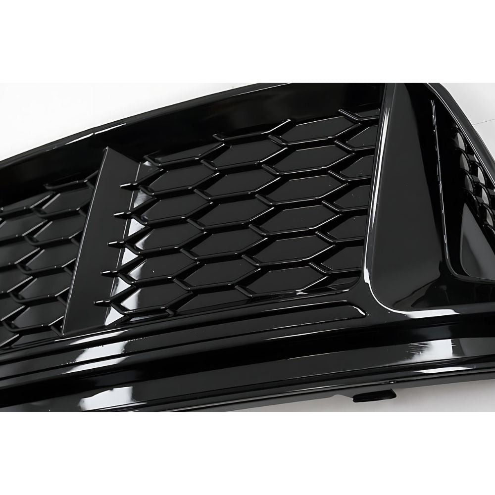 Audi A4 B9 2015-2019 Griglie Fendinebbia RS4 a Nido D'ape