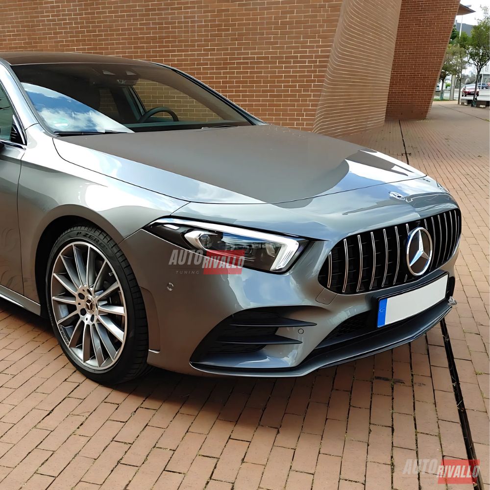 Mascherina AMG A45 GTR Look Nero Cromato Mercedes Classe A W177