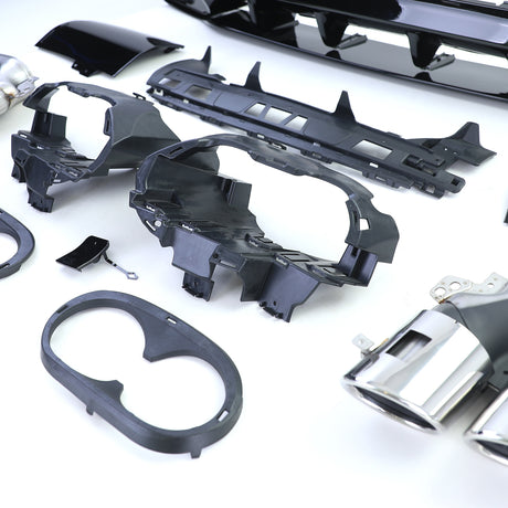 Upgrade Mercedes CLA con diffusore e terminali cromati