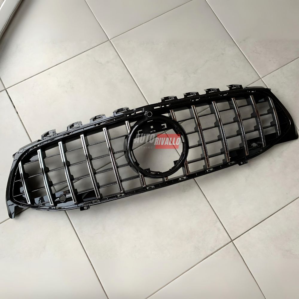 Griglia AMG CLA45 Look per Mercedes CLA C118 X118