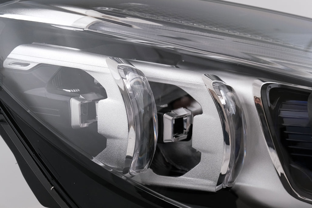 Mercedes Classe C W205 S205 2014-2018 Fari Anteriori Full LED
