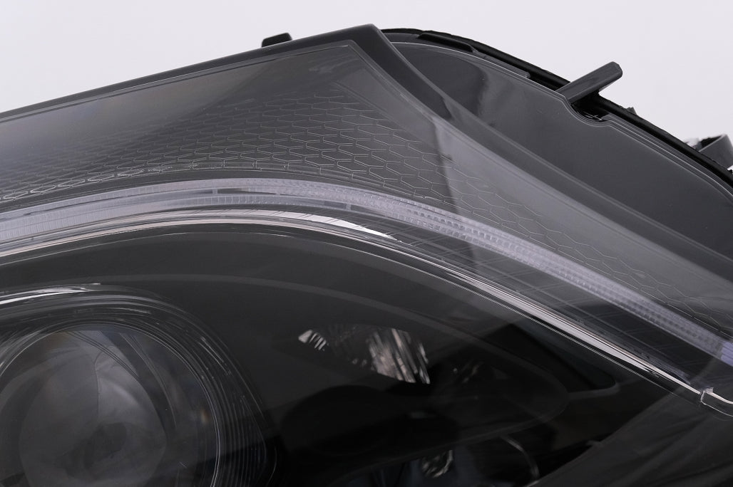 Mercedes Classe C W205 S205 2014-2018 Fari Anteriori Full LED