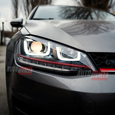 VW Golf 7 2012-2017 Fari Anteriori GTI Look R20 Frecce a LED Dinamiche