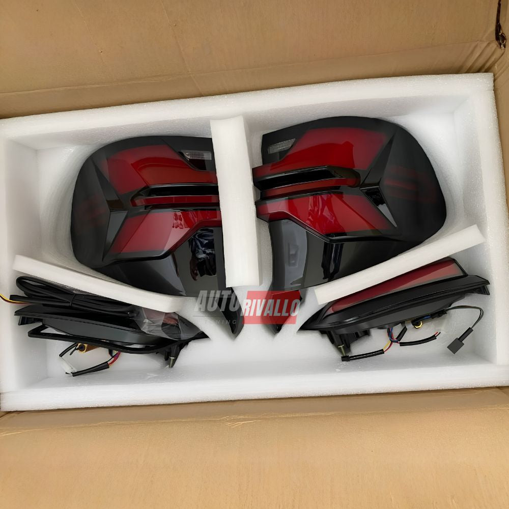 Confronto tra fanali originali e fanali neri Full LED look G05 su BMW X5 E70