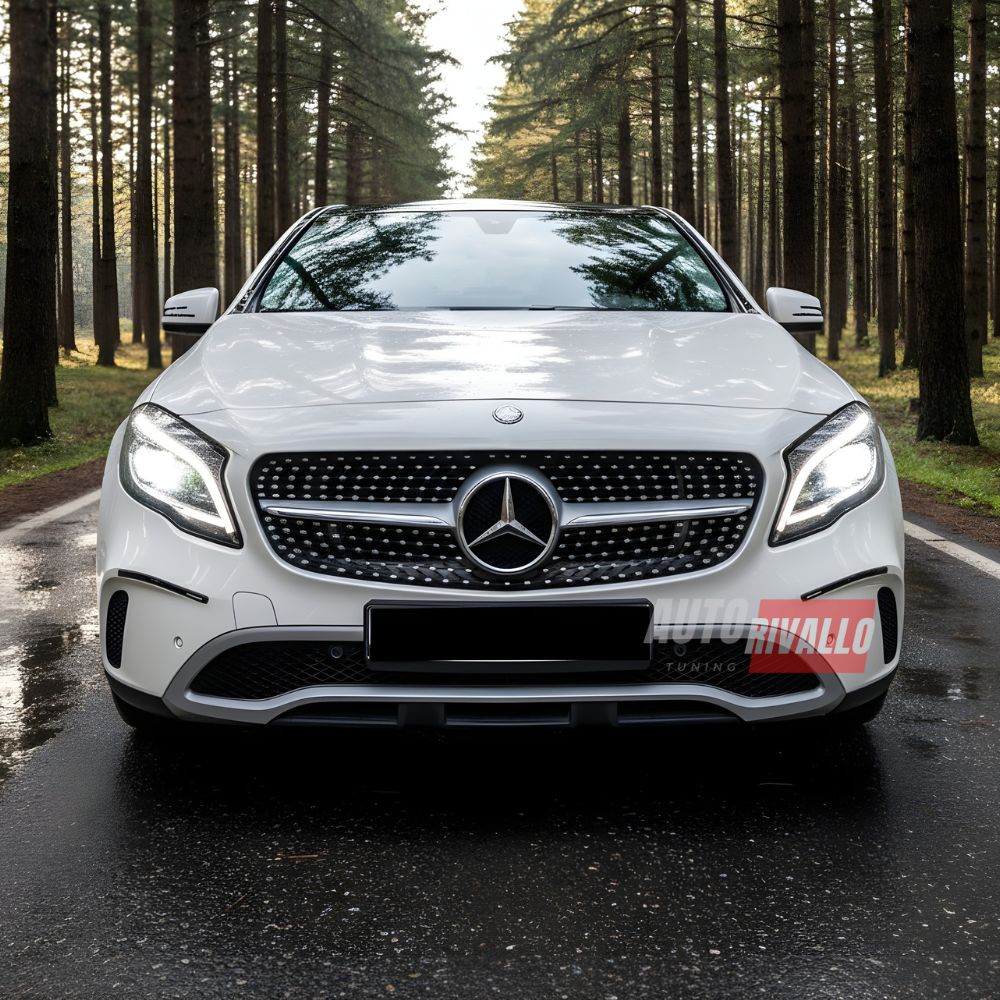 Mascherina Tuning GLA X156 Sportiva - Diamond Style per un tocco aggressivo