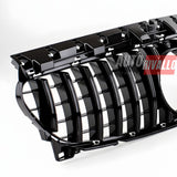 Dettaglio della griglia premium aggressiva nero lucido per Mercedes CLA C117 (2016-2018).