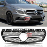 Griglia AMG Look argento per Mercedes W176 con design sportivo.