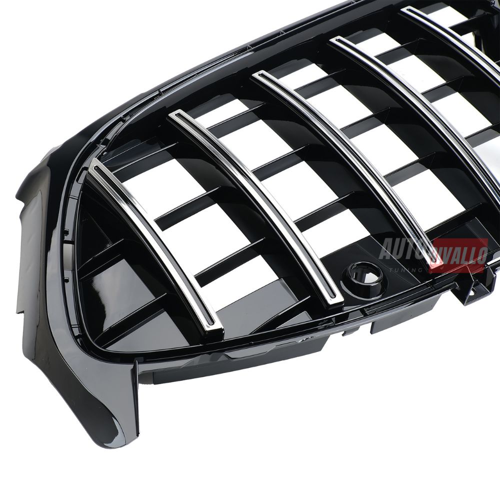 Mercedes CLA C118 X118 2019-2022 Griglia GTR AMG Look Cromata