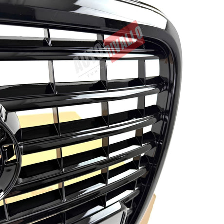 Griglia Audi A6 4F restyling con supporto targa vista tre quarti