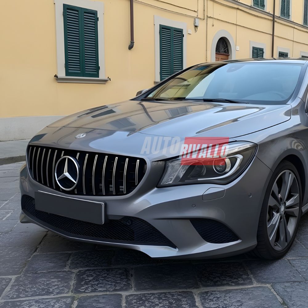 Mascherina anteriore cromata AMG GTR Look Mercedes CLA C117